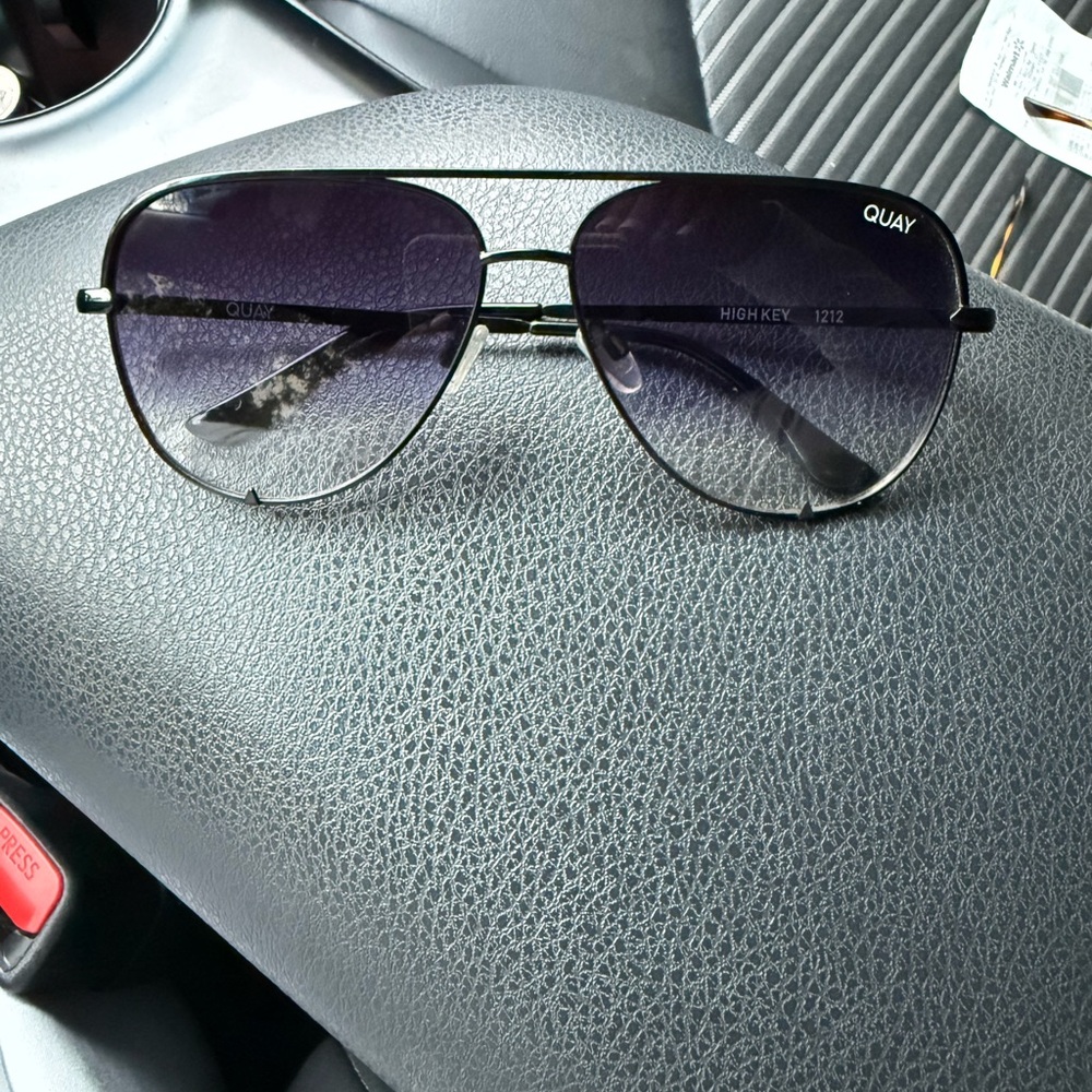 Quay Australia Black Aviator Sunglasses